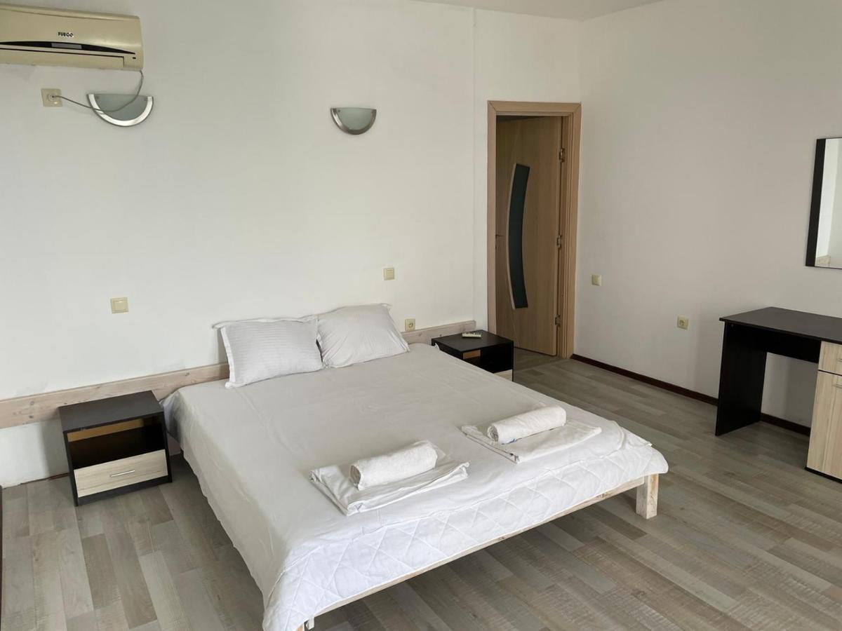 Safo Apartments And Rooms Sozopol Ngoại thất bức ảnh